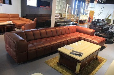 真皮轉(zhuǎn)角客廳沙發(fā) 現(xiàn)代休閑設(shè)計(jì)，探秘順德沙發(fā)產(chǎn)業(yè)